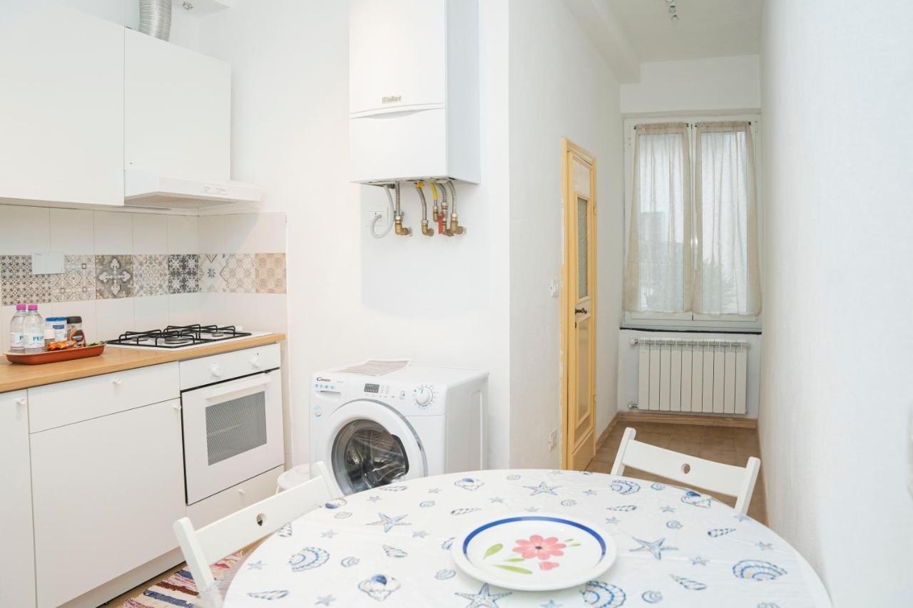 057 - Casa Portobello, Centrale A 50 Metri Dal Mare 세스트리레반떼 외부 사진
