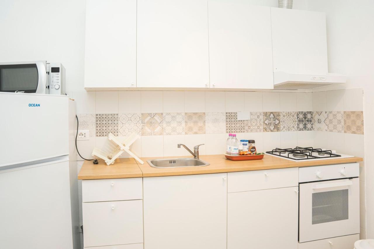 057 - Casa Portobello, Centrale A 50 Metri Dal Mare 세스트리레반떼 외부 사진