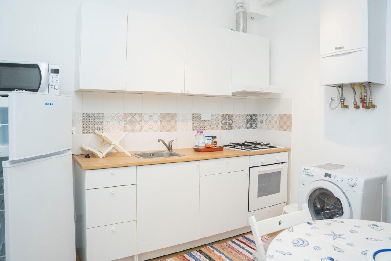 057 - Casa Portobello, Centrale A 50 Metri Dal Mare 세스트리레반떼 외부 사진